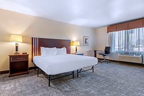 Seaport Inn & Suites