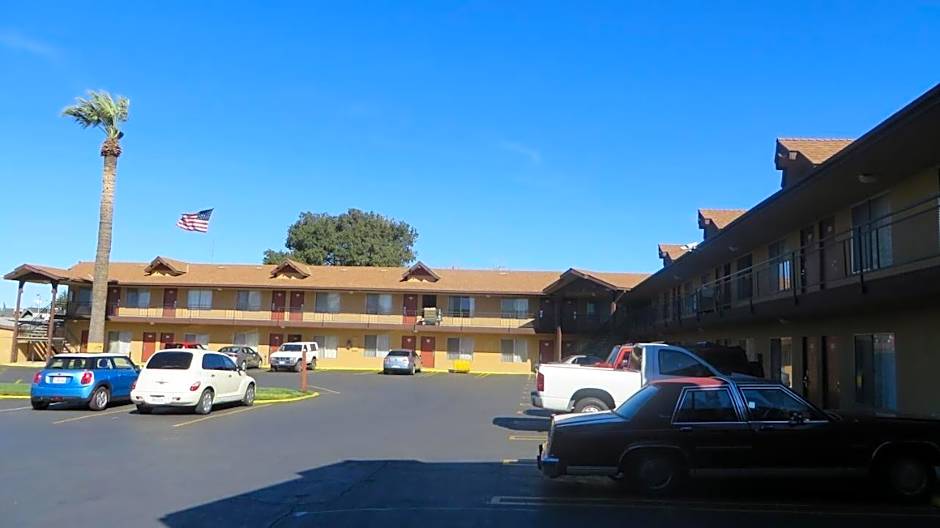 HOTEL SALINA