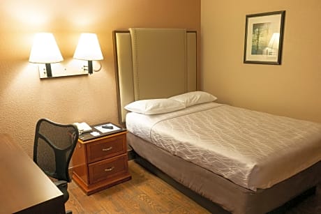 1 Bed Hearing Accessible