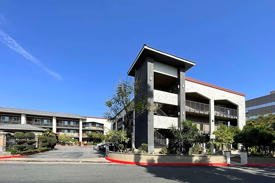 Quality Inn Ontario Airport Convention Center