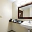 Norwood Inn & Suites Milwaukee