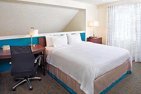 Two-Bedroom Suite with Fireplace