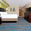 La Quinta Inn & Suites by Wyndham Dallas Grand Prairie South