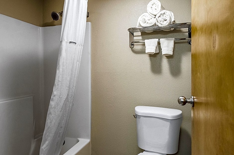 Quality Inn Middleboro-Plymouth