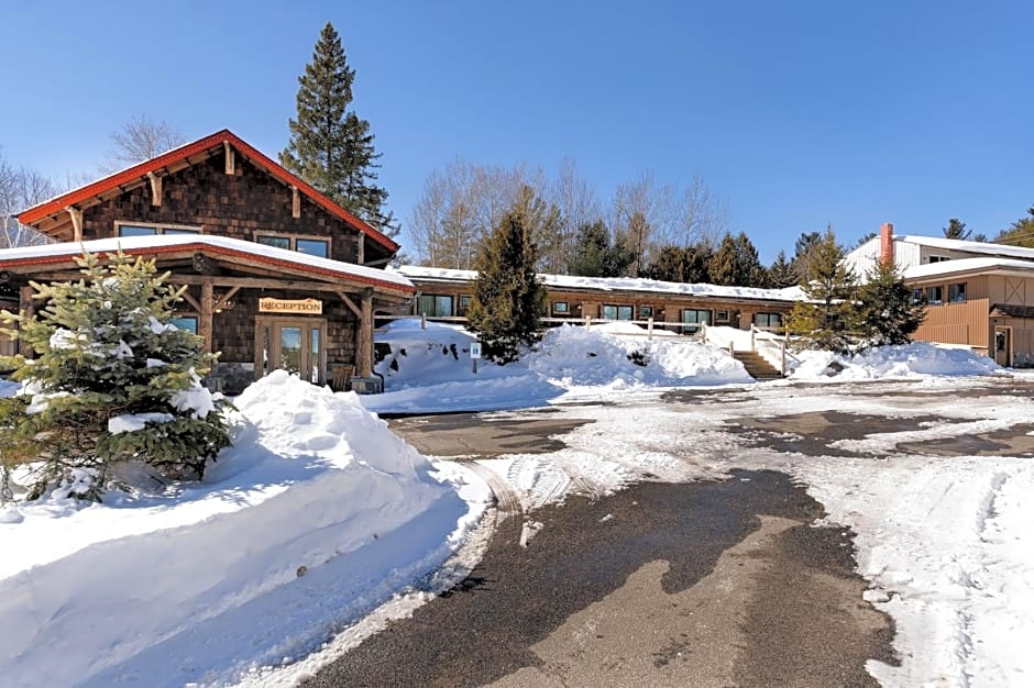 Adirondack Spruce Lodge