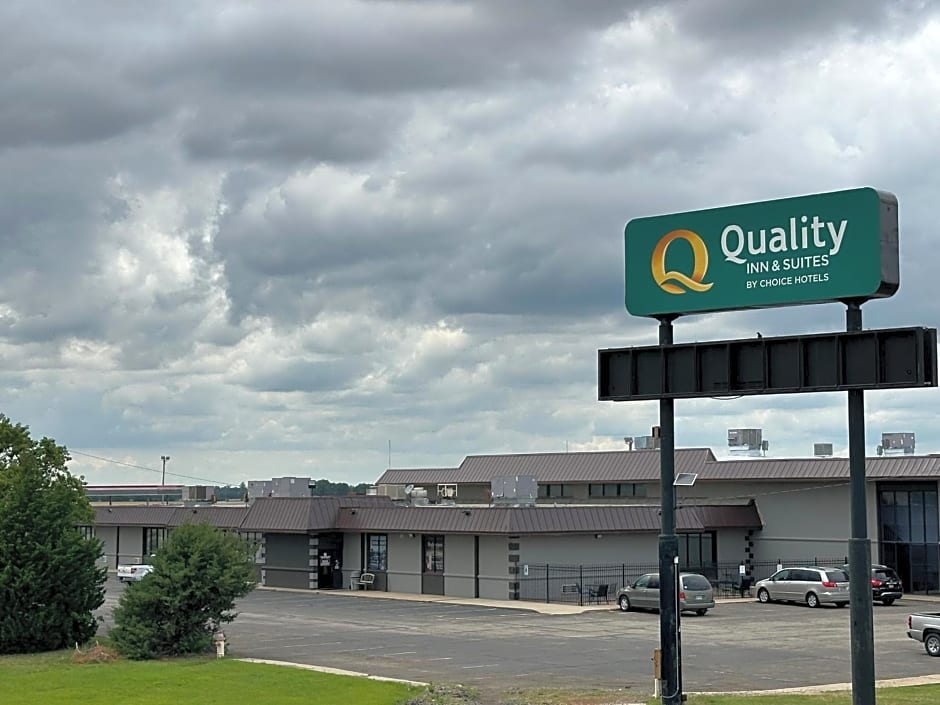 Quality Inn & Suites Salina