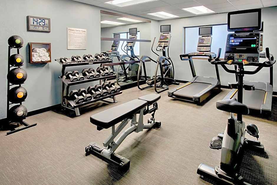 Courtyard by Marriott Mt. Laurel Cherry Hill