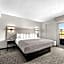Quality Inn & Suites At Dollywood Lane