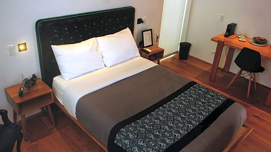 Hotel Brecha