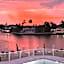 Aloha Condominium On the Intracoastal-Walk to the Beach