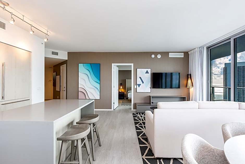 Hyde Beach House Hollywood Private Suites