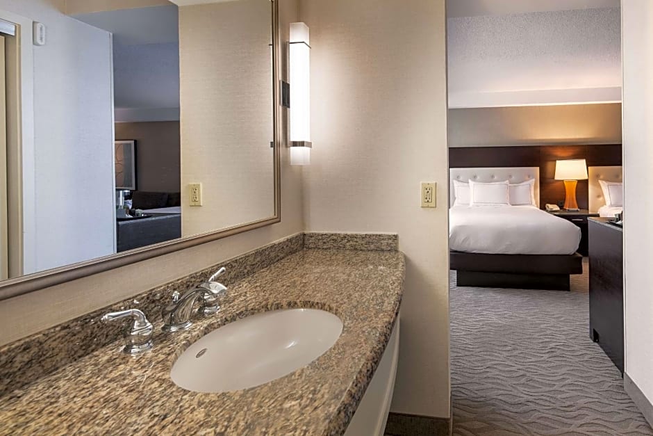 DoubleTree By Hilton Hotel Washington DC - Crystal City