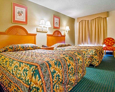 Double Room with Two Double Beds - Accessible/Non-Smoking