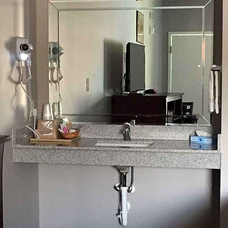 Classic Inn and Suites Humble