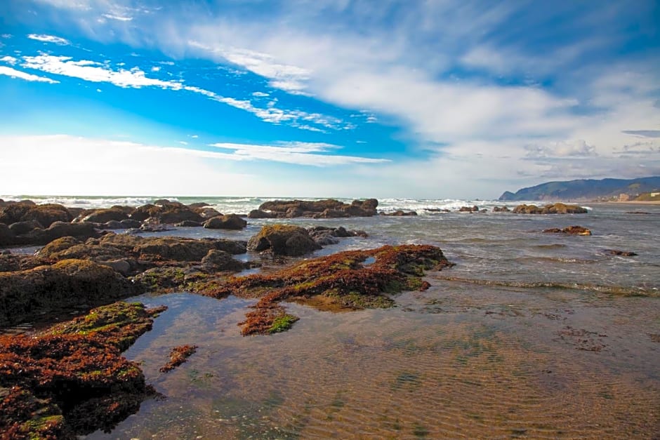 The Coho Oceanfront Lodge