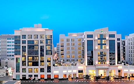 Hyatt Place Dubai Hotel Apartment / AI Rigga