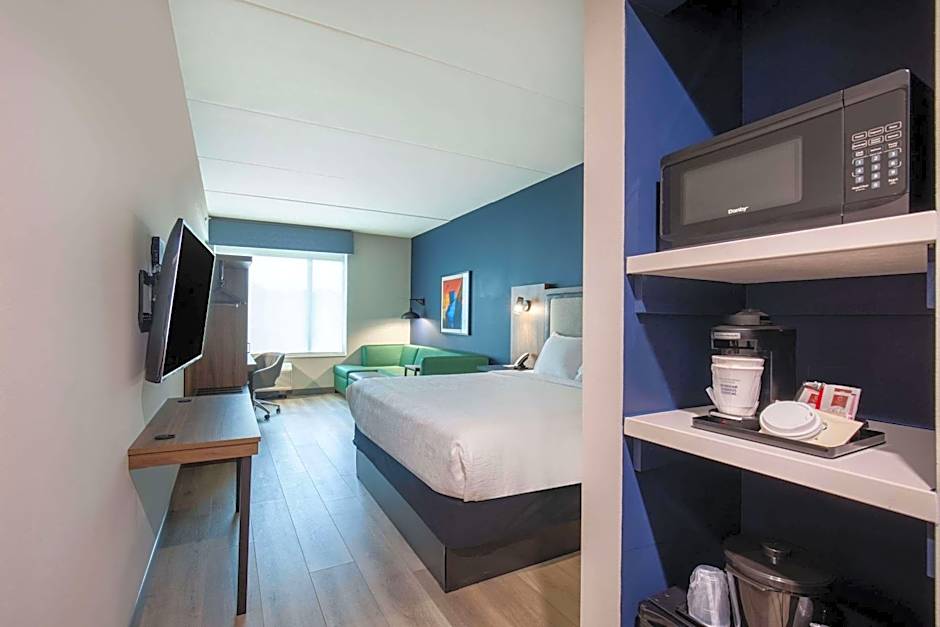 La Quinta Inn & Suites by Wyndham Chattanooga Downtown/South