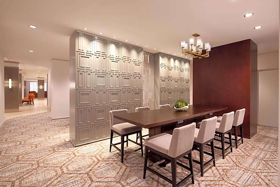 Sheraton Philadelphia University City Hotel