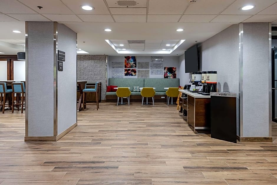 Hampton Inn By Hilton Alpharetta/Roswell, Ga