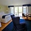 Colonial Inn Harbor Springs