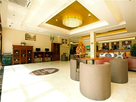 GreenTree Inn Jinghai Road Express Hotel
