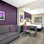 La Quinta Inn & Suites by Wyndham College Station South