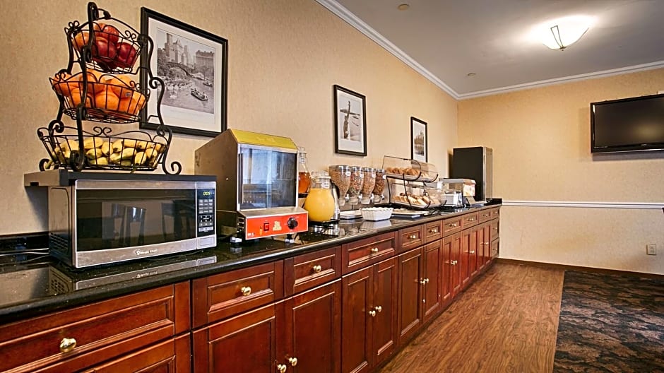 Best Western Queens Court Hotel