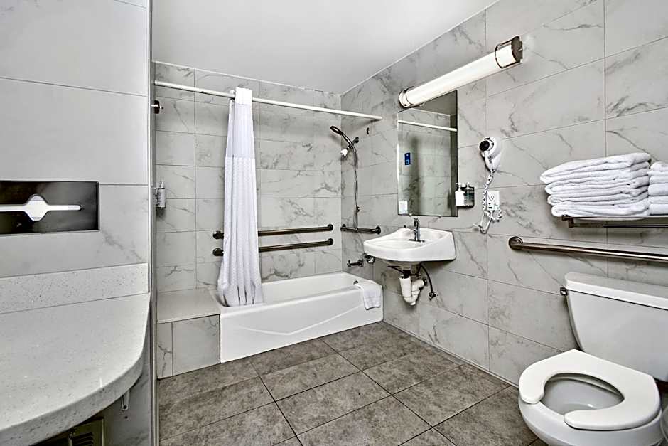 Days Inn by Wyndham Novato/San Francisco