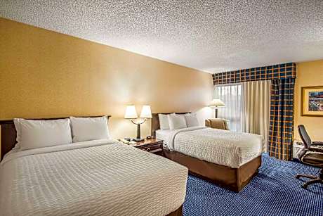 Double Room with Two Double Beds - Non-Smoking