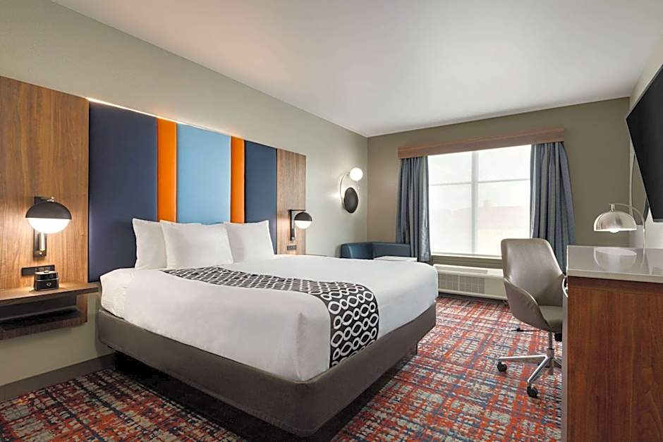 La Quinta Inn & Suites by Wyndham Oxford - Anniston