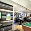 Price Pointe Inn