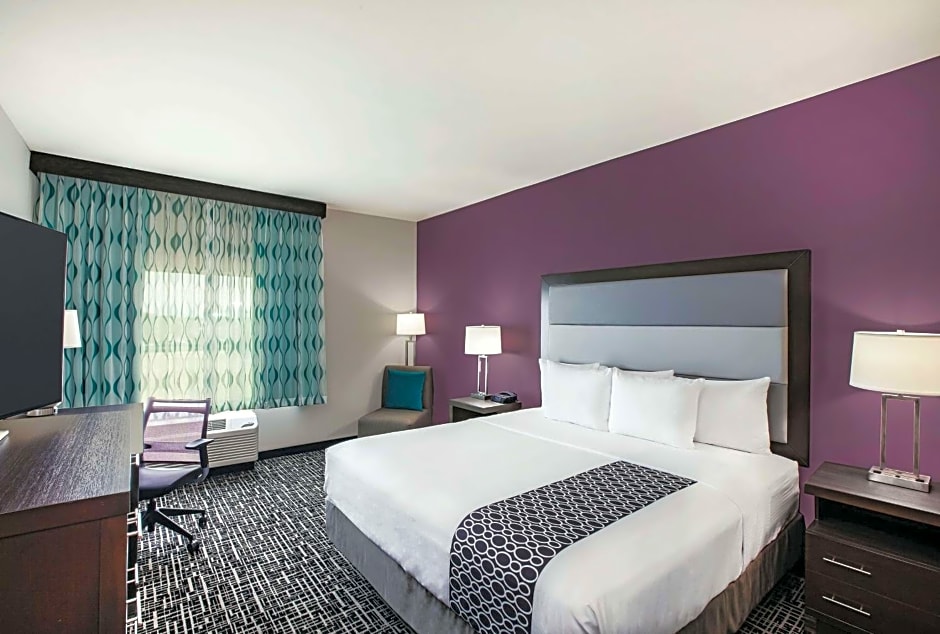 La Quinta Inn & Suites by Wyndham McAllen La Plaza Mall