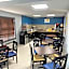 Days Inn by Wyndham Muncie -Ball State University