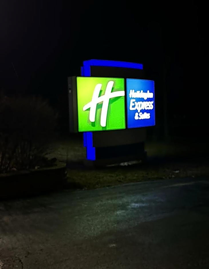 Holiday Inn Express And Suites Port Washington