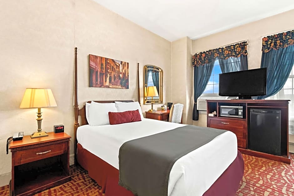 Genetti Hotel, SureStay Collection by Best Western