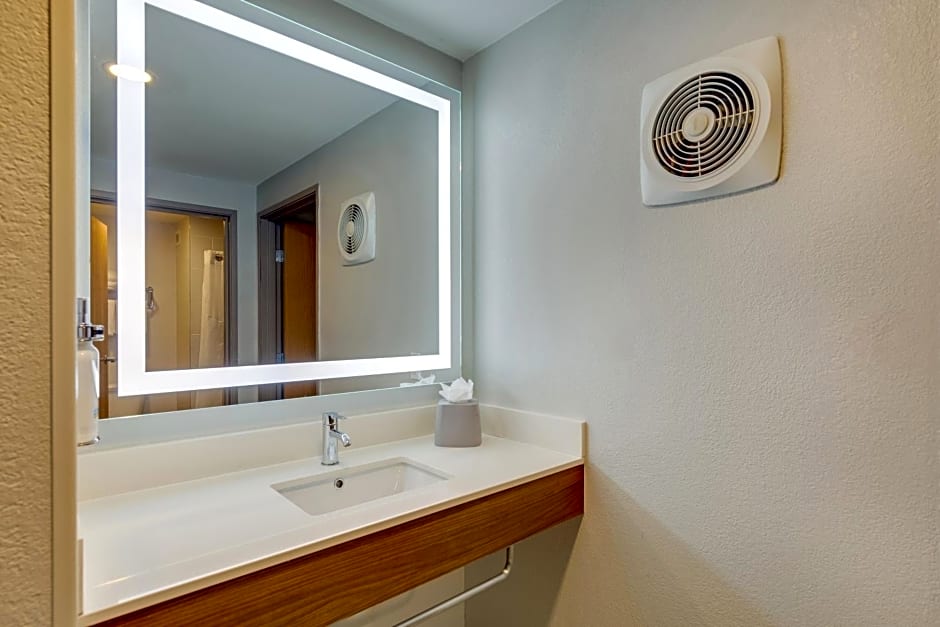 Holiday Inn Express I-95 Capitol Beltway - Largo