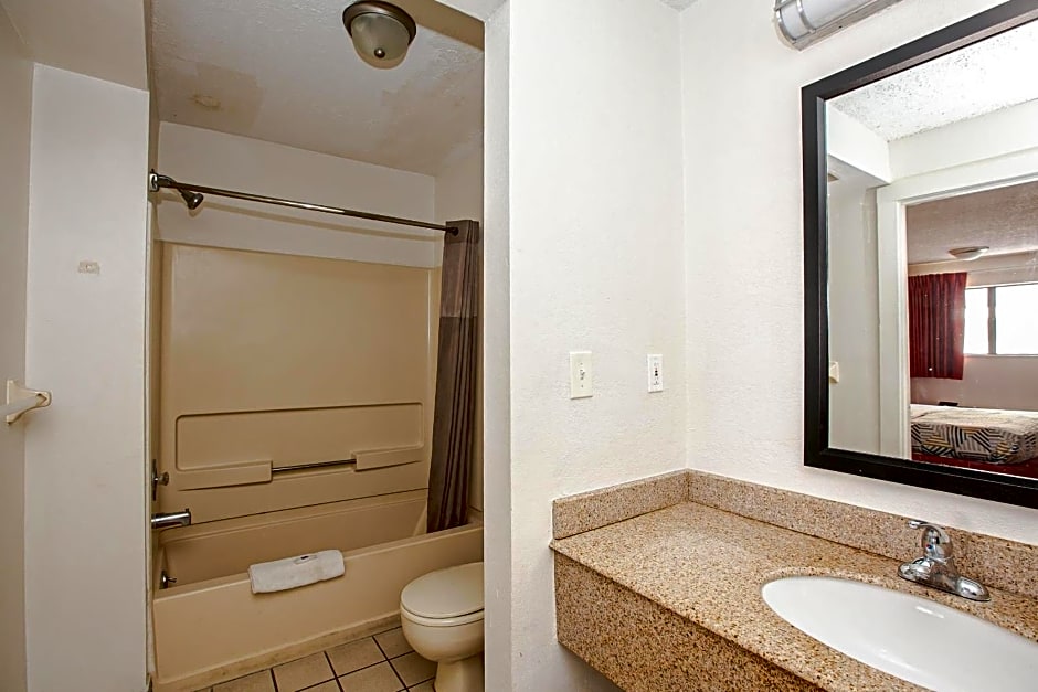Motel 6-Dayton, OH - Englewood