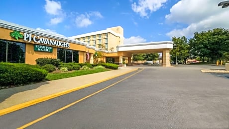 Magnuson Grand & Conference Center Somerset-Bridgewater
