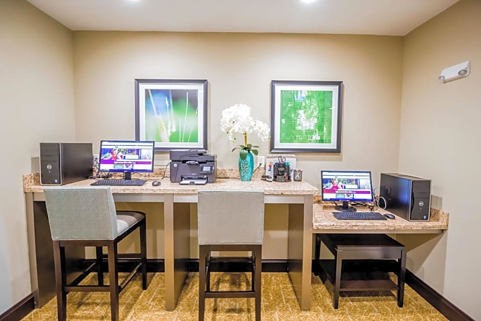 Staybridge Suites Plano / Frisco
