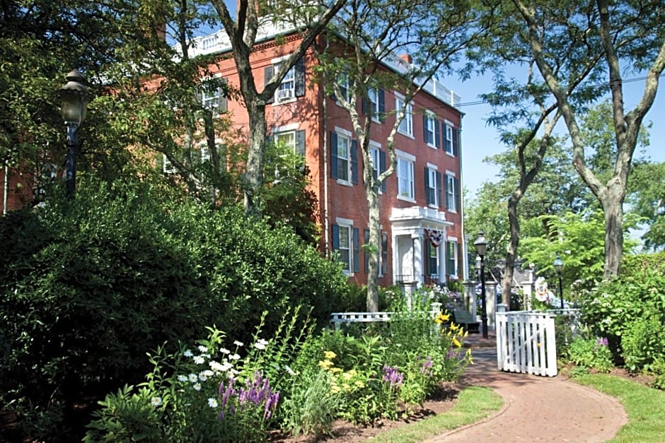 Jared Coffin House