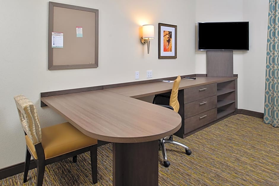 Candlewood Suites - Lodi