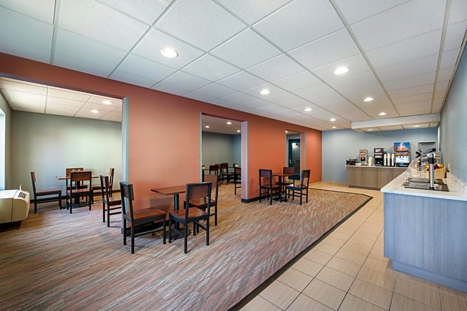 Costa Azul Suites Virginia Beach by Red Collection