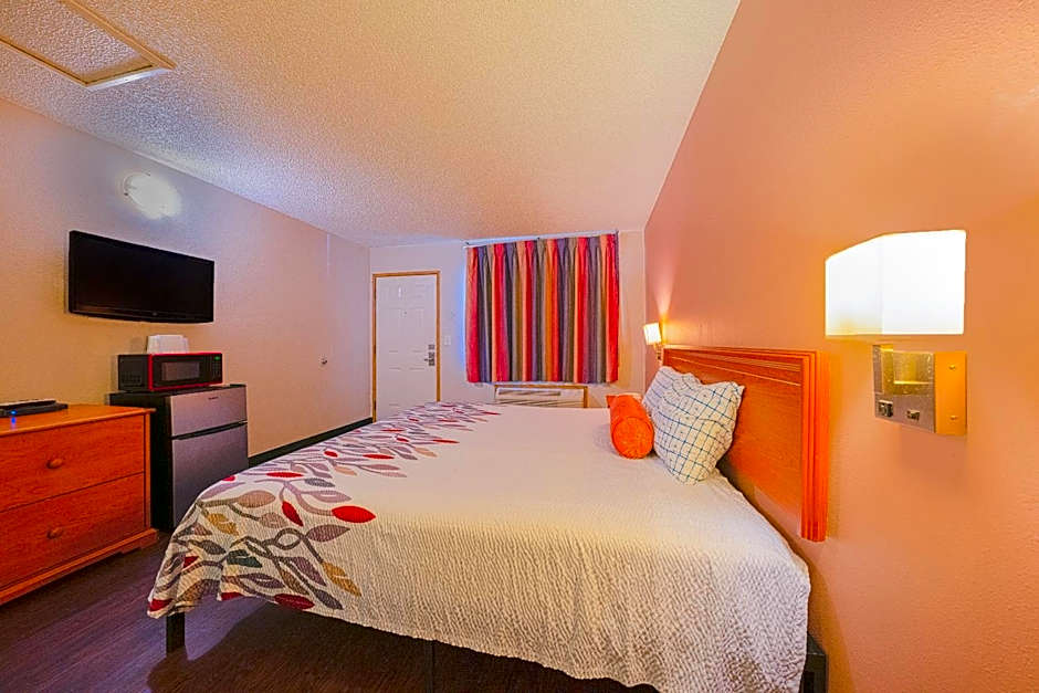 Budget Inn Gladstone By OYO - Portland Clackamas