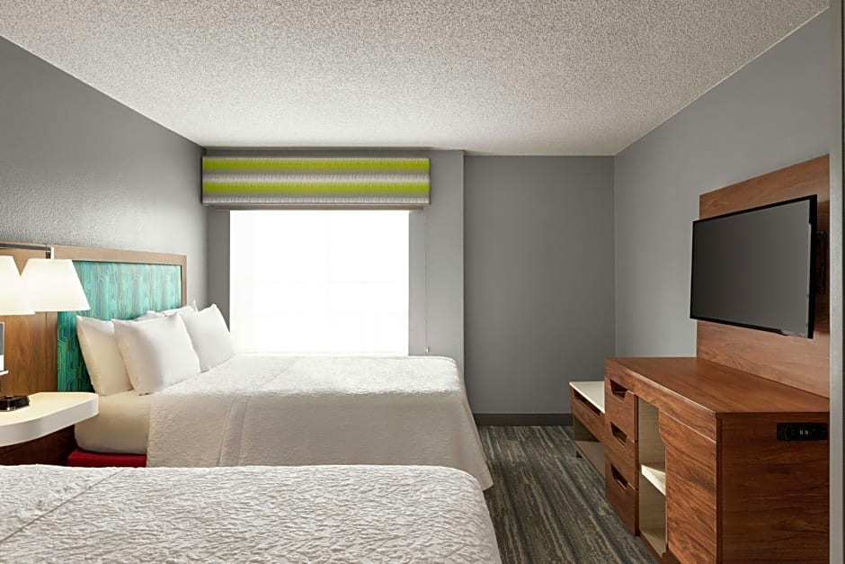 Hampton Inn By Hilton And Suites Ft. Lauderdale-Airport
