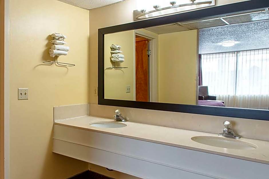 Econo Lodge Elko