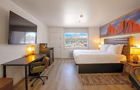 King Room with Mountain View