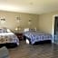 Columbia Lakes Hotel & Conference Center