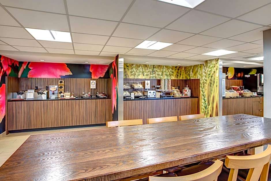 Fairfield Inn & Suites by Marriott Springfield Holyoke