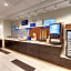 Holiday Inn Express & Suites Roanoke - Civic Center