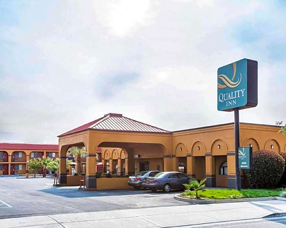 Quality Inn Redding near I-5